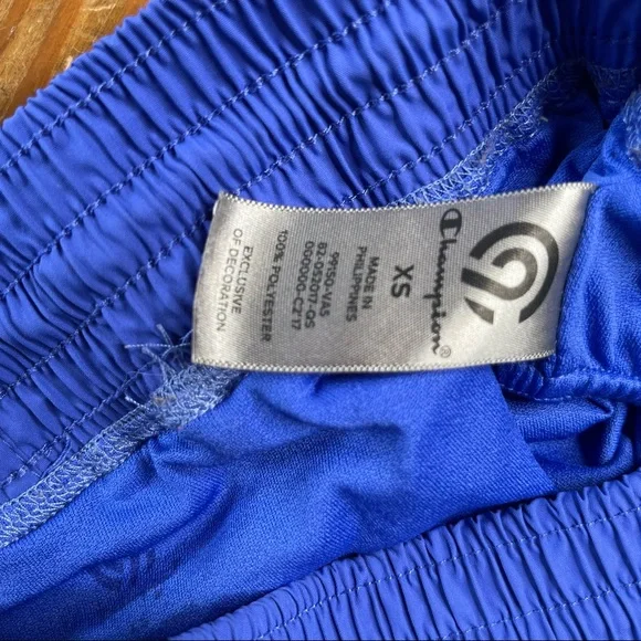 Champion Womens Geometrical Print running shorts, Size XS - Picture 3 of 4